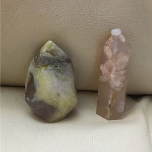 Flower agate crystal tower and flame set
